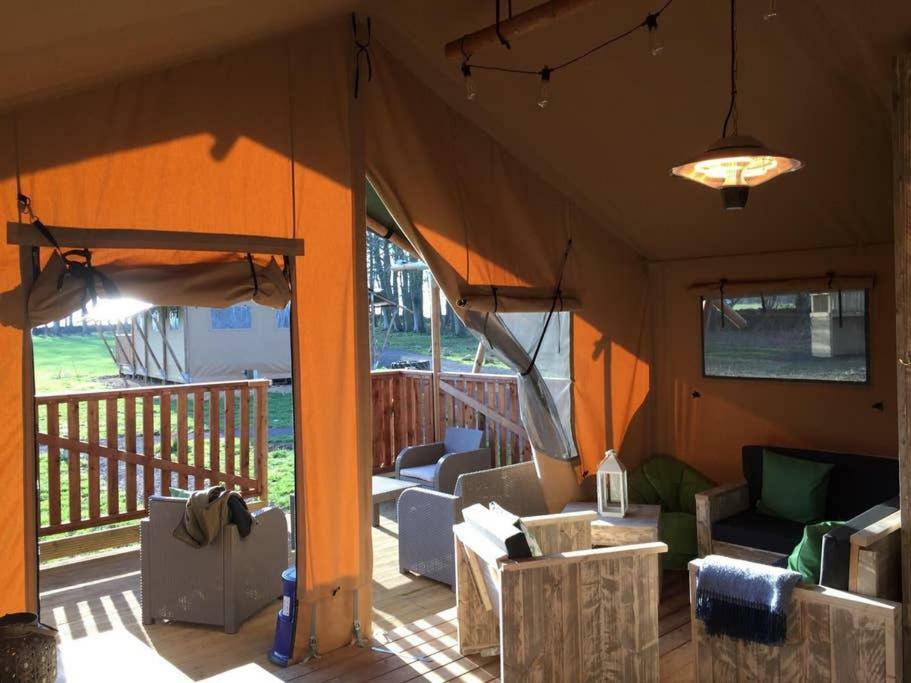Lapwing Safari Tent Cheltenham Exteriér fotografie